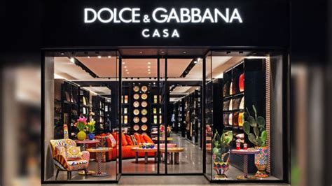 de que pais es dolce gabbana